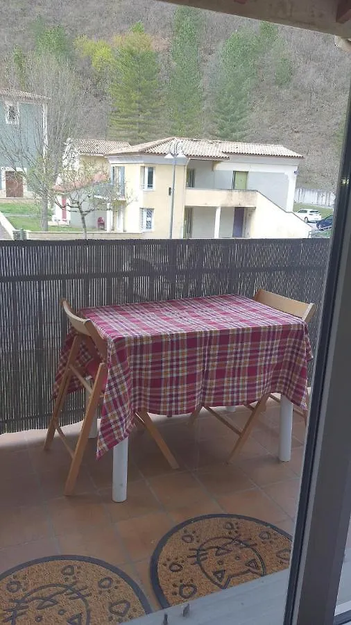 Joli T2 Dans Un Ecrin De Verdure Apartment Digne-les-Bains